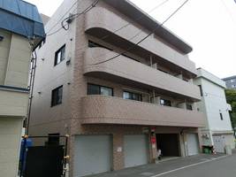 クレアーレの外観