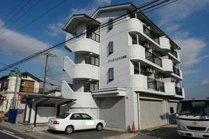 アイリスハイツ2号館203の外観