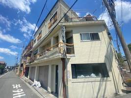下原マンションの外観