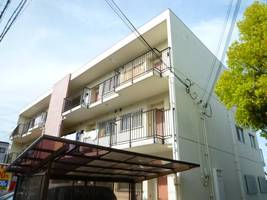 東正雀ハイツの外観