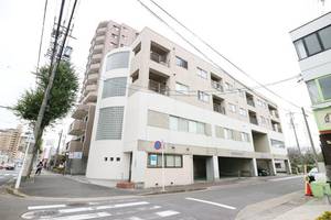 ガーデン香流ビルの外観