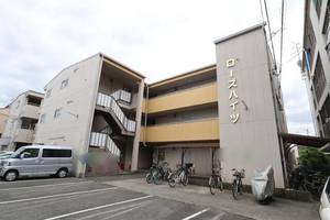 ローズハイツの外観