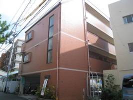 サンヒルズ川本の外観