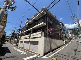 雅喜マンション101の外観