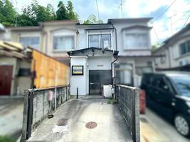 山科区西野山欠ノ上貸家の外観