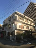 光マンション202の外観