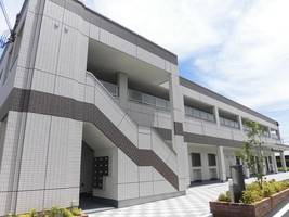 サニーリバーツの外観