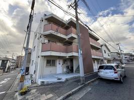 シティハイツ西岡本の外観