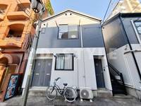 ジュネス香和C棟201の外観