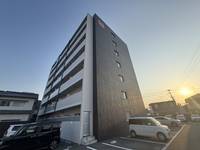 キャッスルコート岩端の外観