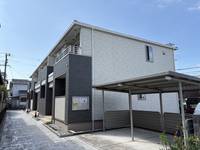 パトリアの外観