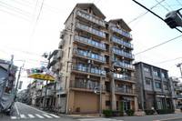 レファインド春日野道の外観