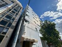 国香マンションの外観