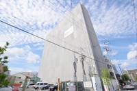 セレニテ福島プリエの外観