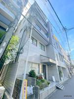 エルム小谷(旧館)の外観