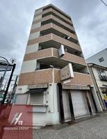 ティアラ港の外観