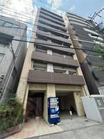 REI難波西の外観