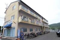 クリスタルハイツ103の外観