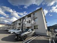 ラナ マラキ B棟の外観