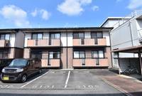 ロイヤルコート円座 B棟101の外観