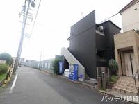 ドミトリー上高畑の外観