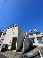 レオパレス千亀利の外観