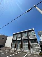 レオパレスヴィヴレ大弥の外観