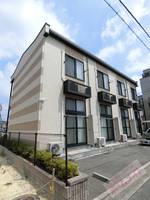 レオパレス香ヶ丘の外観