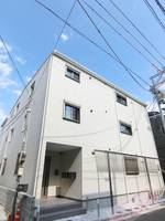 セレニティ桜之町東A棟101の外観