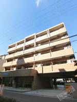 リヴェール鳳207の外観