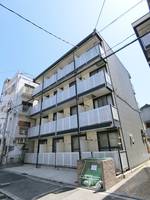 レオパレス夢眠舎の外観