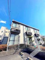 レオパレスドリーム杭全の外観