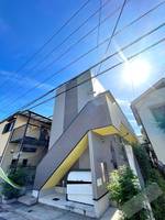 Casa del canario諏訪ノ森の外観