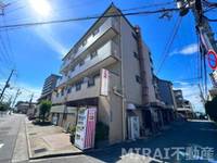 マンション和泉第三の外観