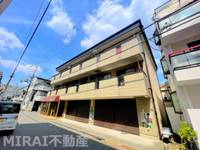 マンションカワハラの外観