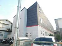 ONLY ONE川西丸の内の外観