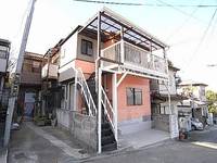 兵庫県川西市錦松台の賃貸テラスハウスの外観