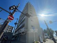 大阪府吹田市芳野町の賃貸マンションの外観