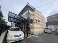 大阪府茨木市南春日丘5丁目の賃貸アパートの外観