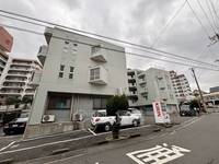 サンシャトー山本の外観