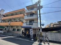吉村マンションの外観