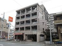 ラフィーネ西駅前の外観