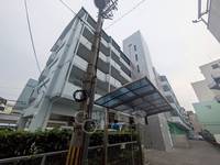 スチューデントパレス茨木の外観