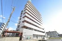 イズミ82の外観