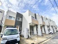 大阪府摂津市一津屋2丁目の賃貸テラスハウスの外観