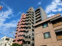 ロマネスク日赤通りの外観