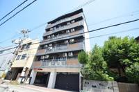 大阪府茨木市下穂積1丁目の賃貸マンションの外観