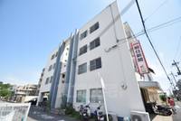 大阪府茨木市東中条町の賃貸マンションの外観