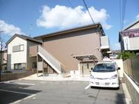 大阪府東大阪市下六万寺町2丁目の賃貸アパートの外観