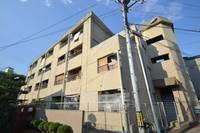 大栄マンションの外観